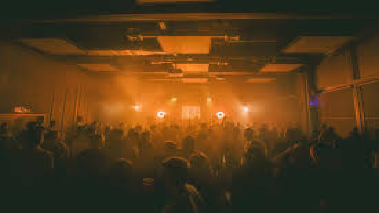 Berlin Techno Resonance Night